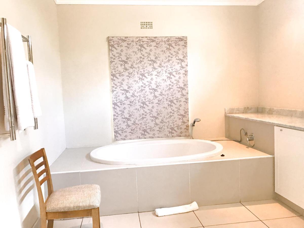 Milner Manor Hotel Grahamstown Buitenkant foto